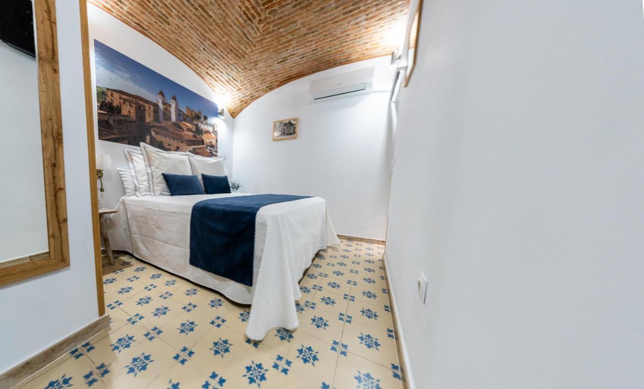 Art & Suite Apartment Касерес Екстер'єр фото